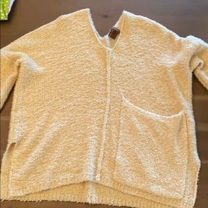 Adorable cozy sweater